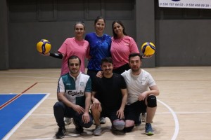Voleybol Turnuvası Başladı